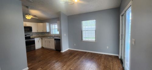 297 Biltmore St, Fort Pierce FL  34983-1520 exterior