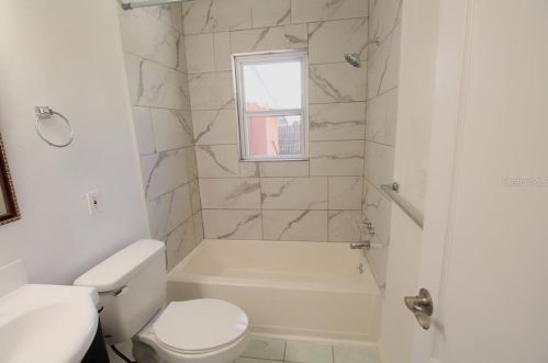6551 82nd Ave, Pinellas Park FL  33781-1225 exterior