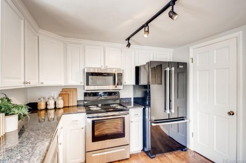 7644 Rosemary Cir, Englewood CO 80112-2644 exterior