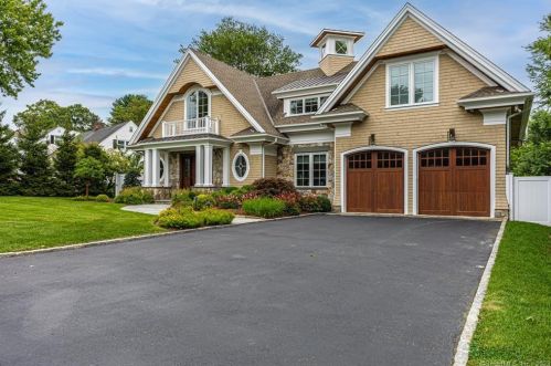 87 Barberry Rd, Southport, CT 06890-3036