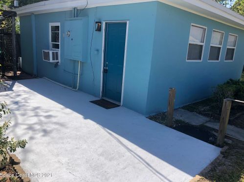107 Grimes St, Cocoa, FL 32922-7518