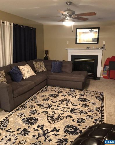 10 Possum Ln, Bybee VA  22963-3222 exterior