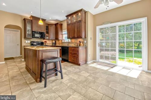 233 Beech Ln, Swedesboro NJ  08085-4033 exterior