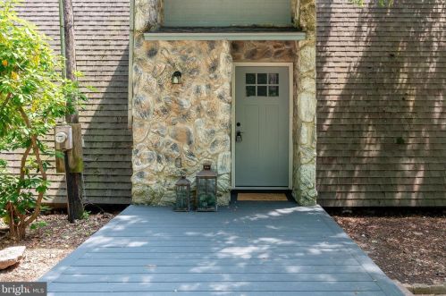 456 Yellow Hill Rd, Beartown, PA 17555-9338
