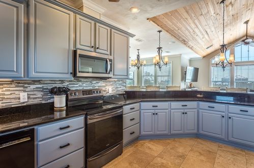 709 Gulf Beach Dr, Saint George Island FL  32328-2914 exterior