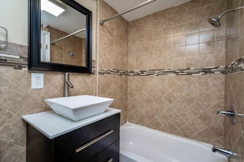 122 49th St, Bayonne NJ  07002-3135 exterior