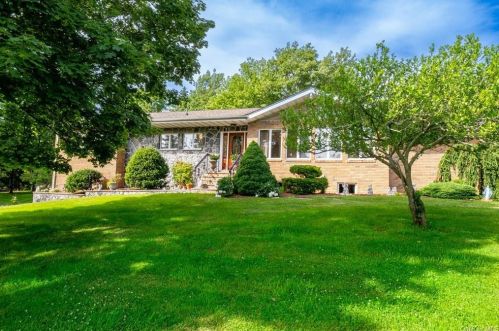 298 Rye Hill Rd, Monroe, NY 10950-4504