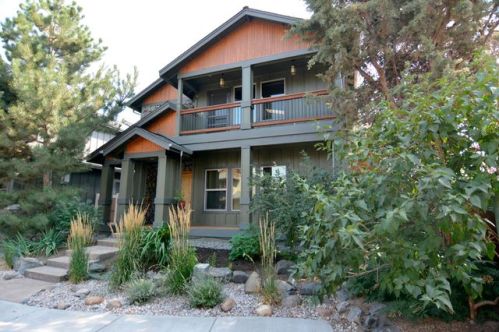 20220 Merriewood Ln, Bend, OR 97702-3388