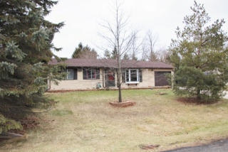 234 Ludwig Ave, Dousman, WI 53118-9326