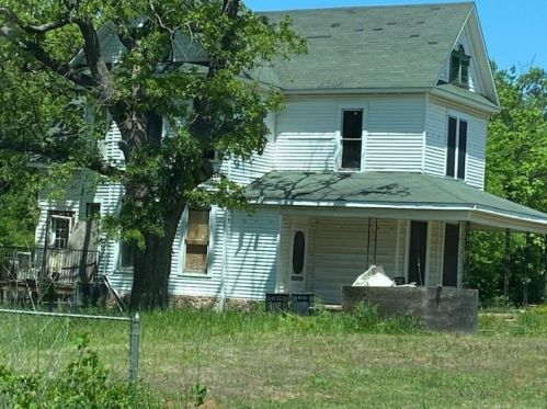 3429 Interurban Rd, Denison, TX 75021-7837