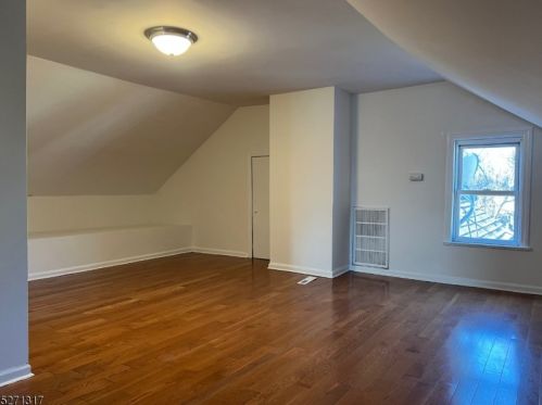 54 2 St, Newark NJ 07107-3106 exterior