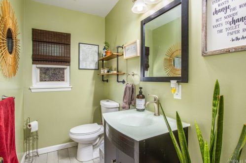 163 Holly St, Rialto CA  92376-4313 exterior