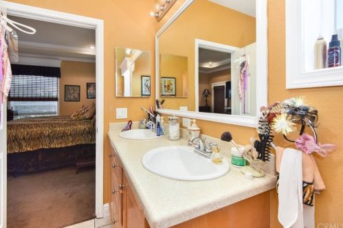 16222 Monterey Ln, Huntington Beach CA  92649-2276 exterior