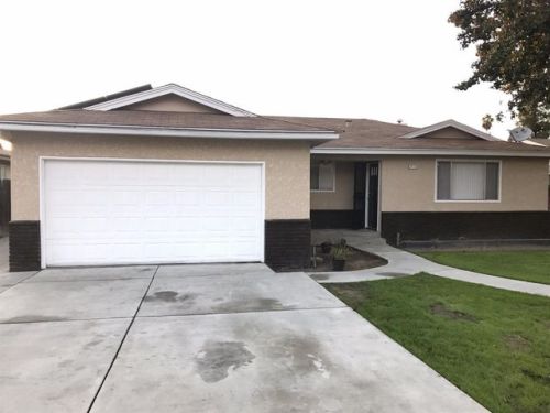 2870 Paula Dr, Clovis CA  93612-4605 exterior