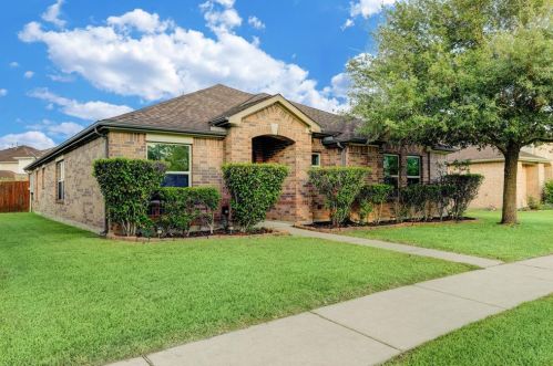 1984 Leisure Ln, League City, TX 77573-7002