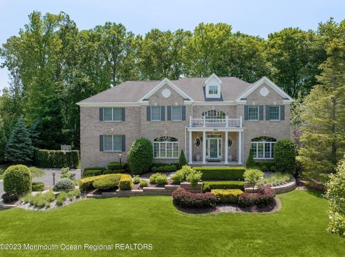 180 Deerfield Rd, Morganville, NJ 07751-2633