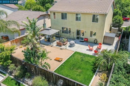 4086 Freesia Dr, Oakley CA  94561-1944 exterior