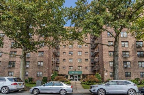 204-15 Foothill Ave, Jamaica, NY