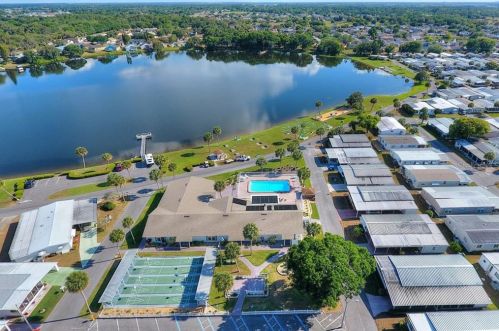 4158 Rolling Oaks Dr, Winter Haven FL  33880-1647 exterior