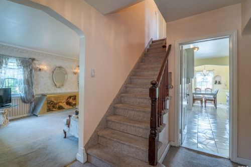 215-38 Spencer Ave, Jamaica, NY 11427-1822