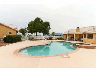 5601 Sunland Ave, Pahrump, NV 89061-7537