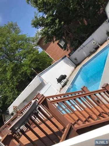 25 Rawson St, Bloomfield, NJ 07003-5124