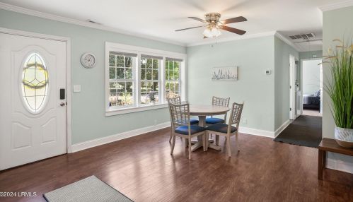 818 Paul Dr, Beaufort SC  29902-6626 exterior