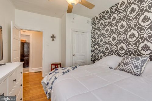 220 Prospect St, Camden NJ  08109-2613 exterior