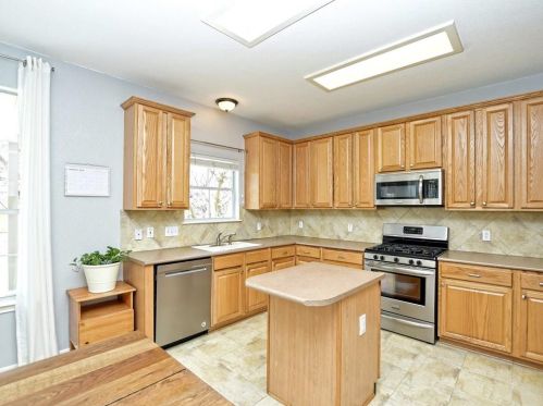 10208 Beard Ave, Austin TX 78748-3956 exterior