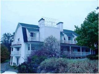 621 Bishop Rd, Landaff NH  03585-6613 exterior