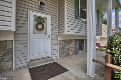 1029 Sanderling Cir, Norristown, PA 19403-2007