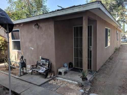 15317 Butler Ave, Compton, CA 90221-3678