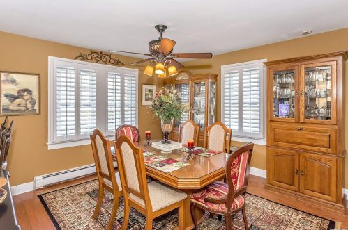 47 Prospect Ave, East Rockaway NY  11518-1232 exterior