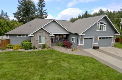 8831 Northland Ln, Olympia, WA 98513-8869