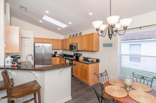 2631 Autumn Creek Cir, Kissimmee FL  34747-2236 exterior