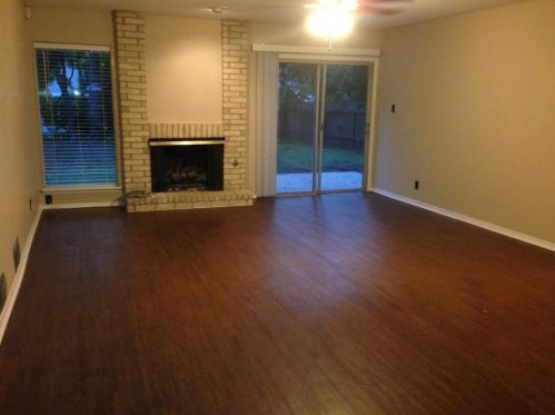 10208 Aspen St, Austin TX  78758-5104 exterior