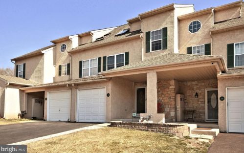 320 Parkview Dr, Souderton, PA 18964-1767