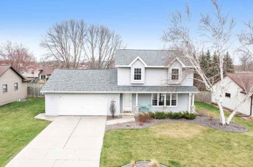 2544 Pecan St, Green Bay, WI 54311-5500
