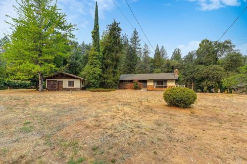 20995 Placer Hills Rd, Cape Horn, CA 95713-9761