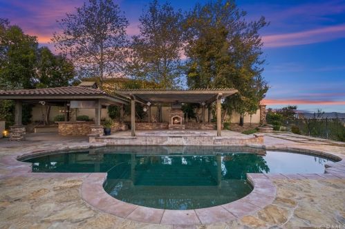 16535 Vellano Club Dr, Chino Hills, CA 91709-6633