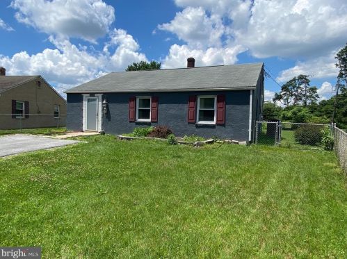 435 Martin Dr, New Castle, DE 19720-2759