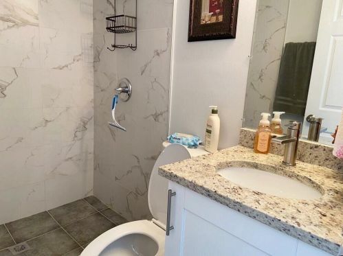 3105 Ocean Pkwy, Boynton Beach FL  33435-1652 exterior
