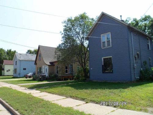 145 Wood Ave, Nekoosa, WI 54457-1451