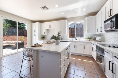 15540 Jigger Ct, Rancho Murieta CA  95683-8812 exterior