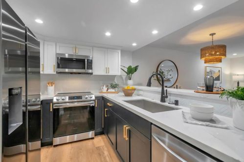 2052 Delbarr Ct, San Jose, CA 95125-2662