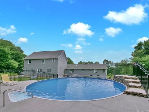 70 Muthig Rd, Hurleyville NY  12747-5056 exterior