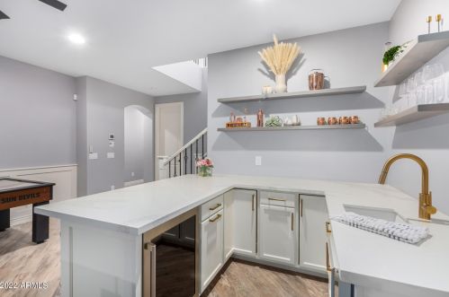 2111 Mead Dr, Gilbert AZ 85298-1215 exterior