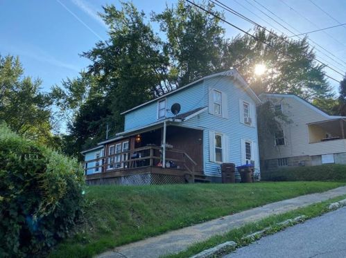 427 Andrew St, Hermitage, PA 16146-1405