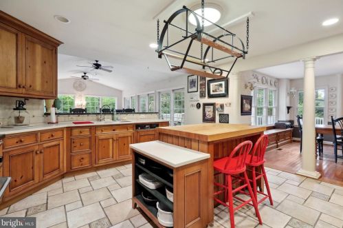 56 Park Blvd, Camden NJ  08103-2757 exterior