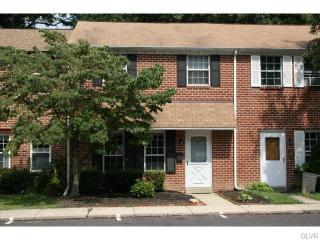 29 Constitution Ave, Gardenville, PA